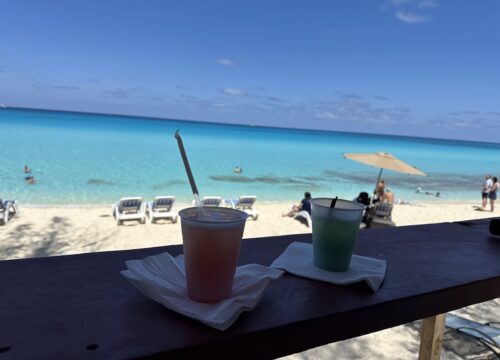 Rent a golf cart in Bimini